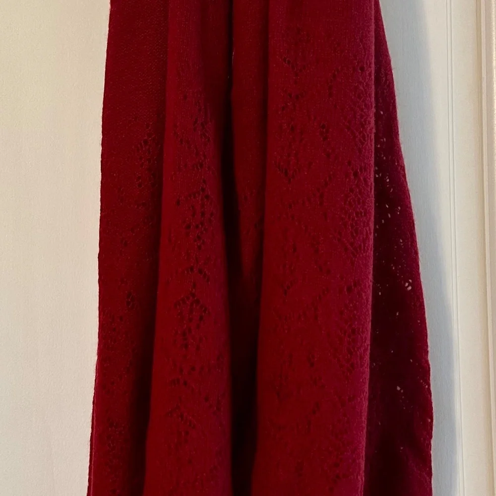 NEW Sundance Living Catalog “Essence Of Air” Shawl Cashmere Scarf Wrap, red - Picture 3 of 5